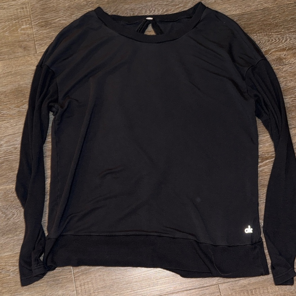 Alo Long Sleeve Open Back Crew Sweatshirt  Long Sleeve Top size Medium Black